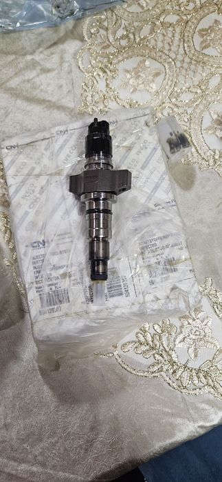 Injektor sotiladi 7060 vs case puma210 ga