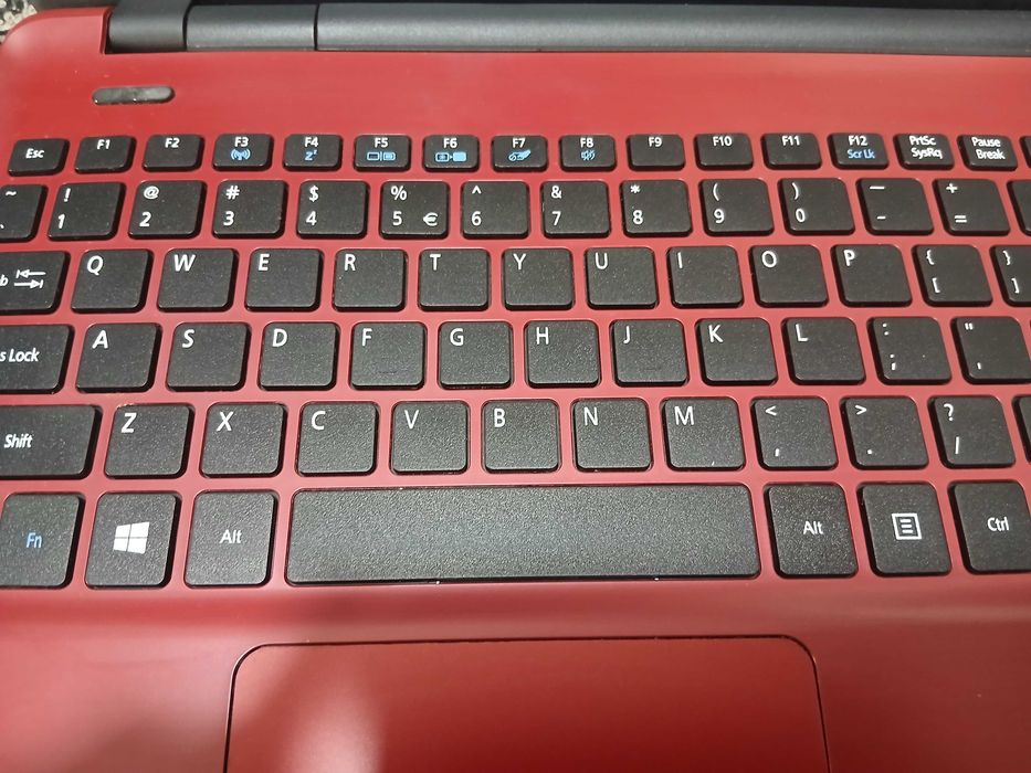 Laptop Acer E15 E5-511