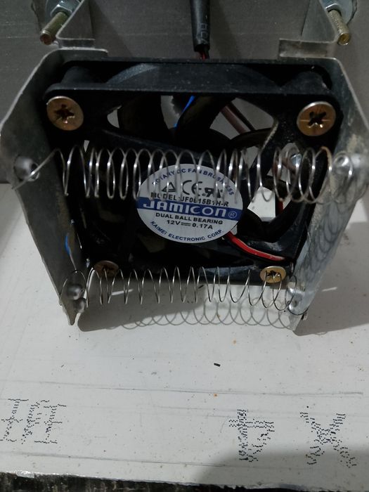 Продам инкубатор