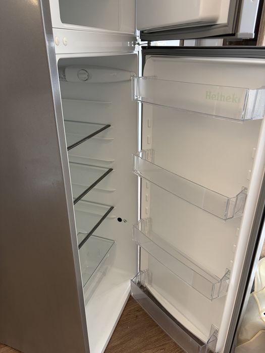 Хладилник с камера Electrolux