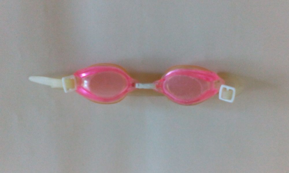 Плувни очила - Crane, Speedo и други - само по телефон!