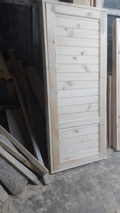 Плотнические двери