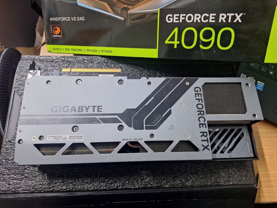 Продам Видеокарту GeForce