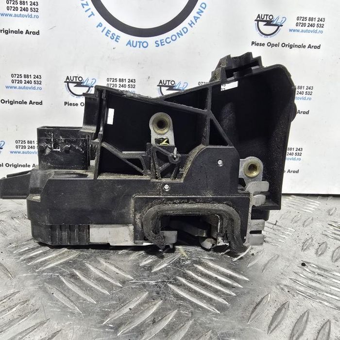 Broasca usa stanga fata Opel Vectra C facelift