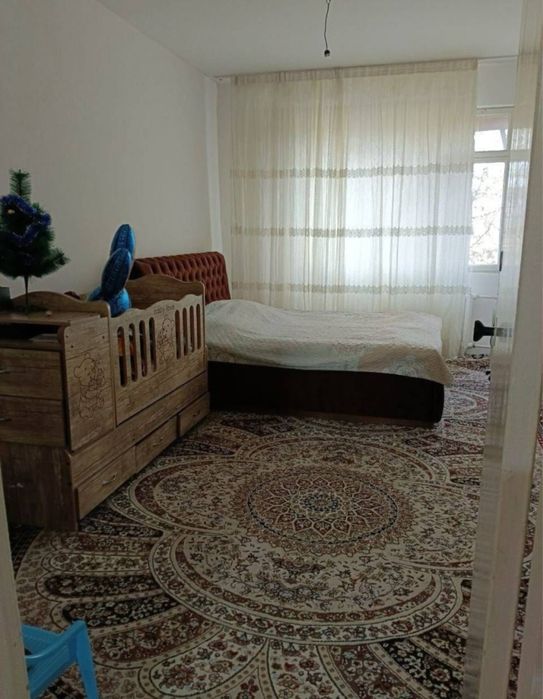 Чиланзар 21.  Продажа. 3 х комнатная.  Срочно. 3/4/4