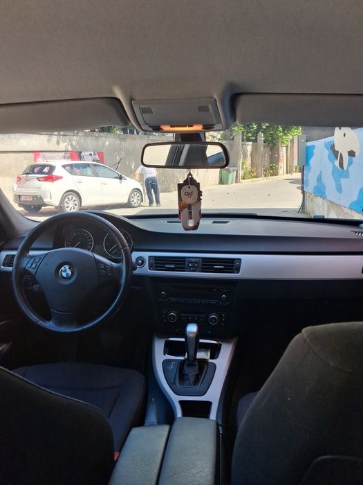 Bmw E90 318I automat