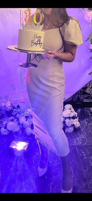 Продам платье айвори