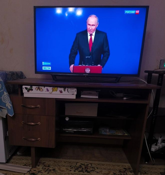 Продам письменный стол