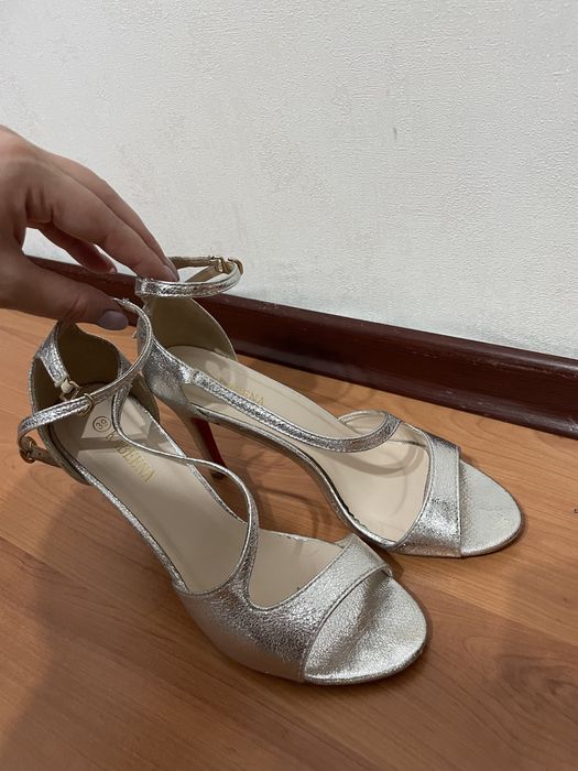 Босоножки 39 размер