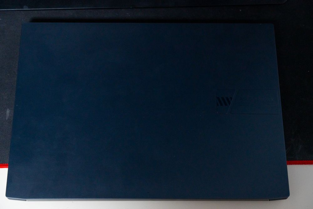 ASUS Vivobook Pro 16