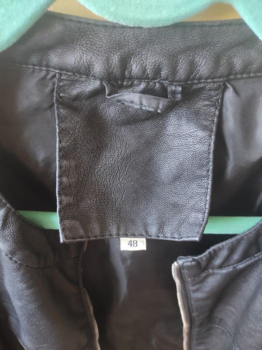 Дамско кожено яке