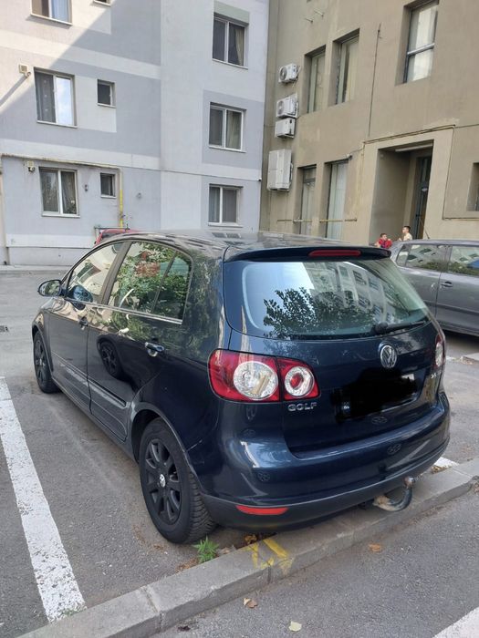 vand  volkswagen golf 5 plus