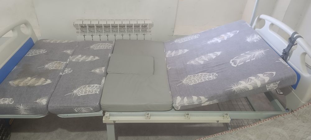 Медицинский кровать