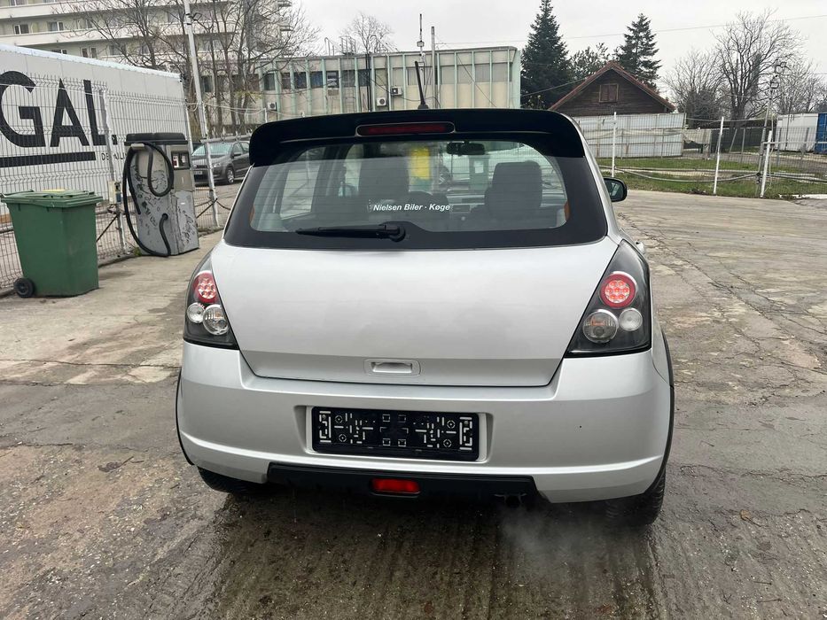 Suzuki Swift RS413