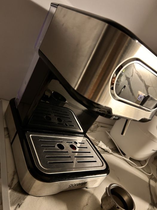 Кафемашина Gorenje touch screen
