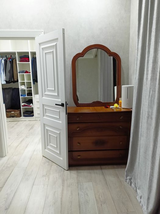 Спальный гарнитур !!!