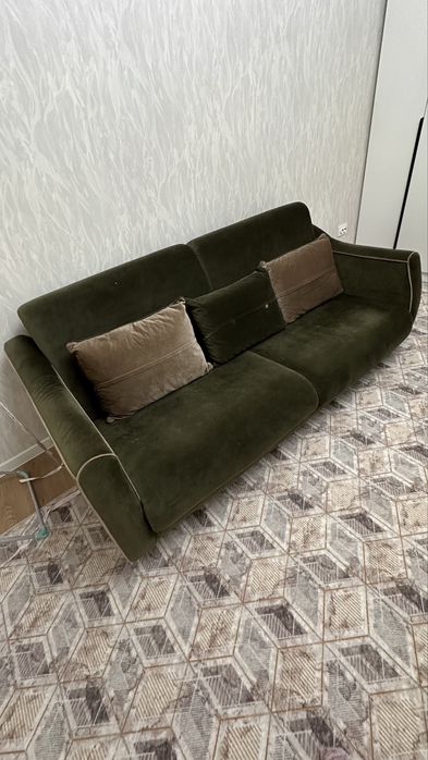 Диван раскладной + 2 кресла продается