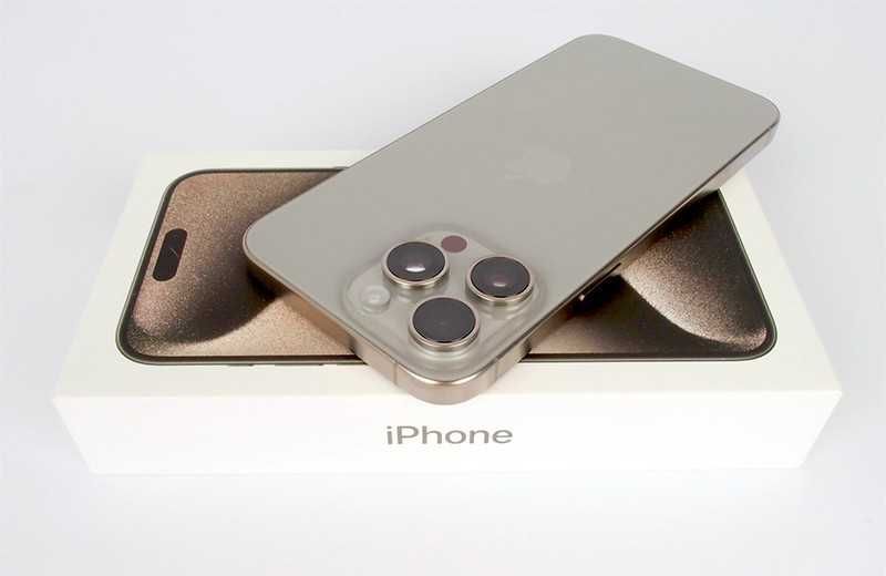 Iphone 15 pro max 256 titan