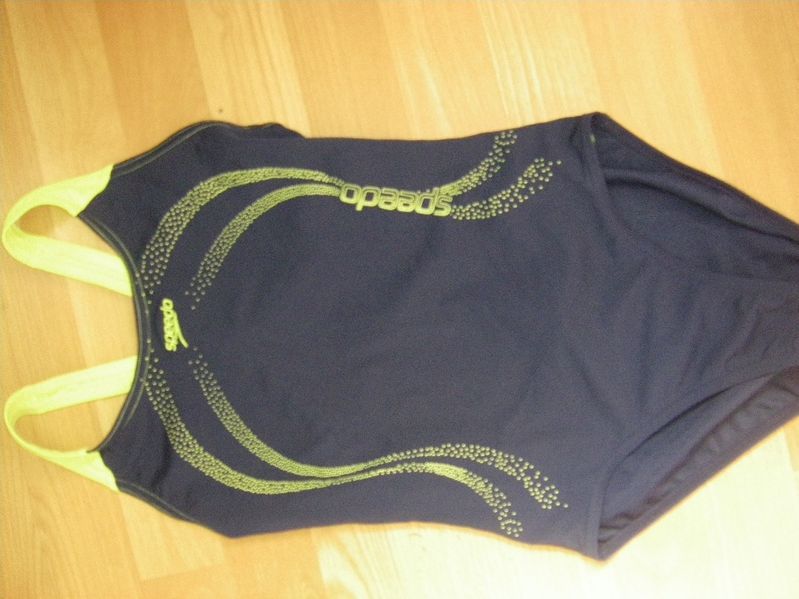 Детски бански  +  бонус