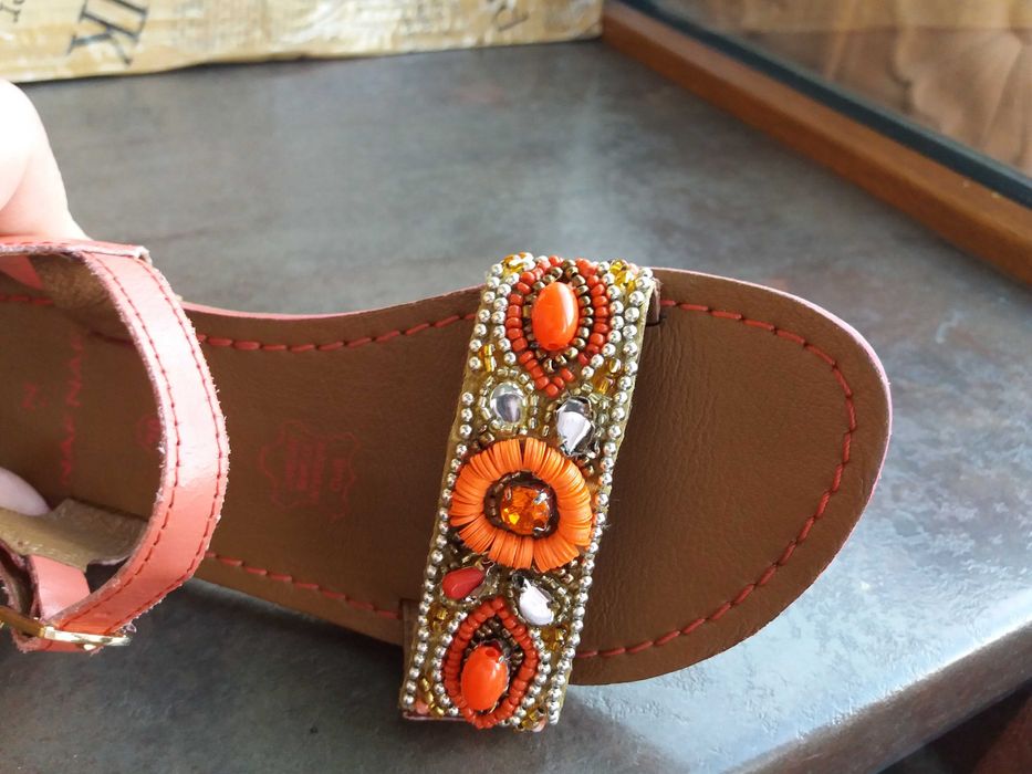 детски кожени сандали NAF NAF,летни отворени обувки за момиче ном.29