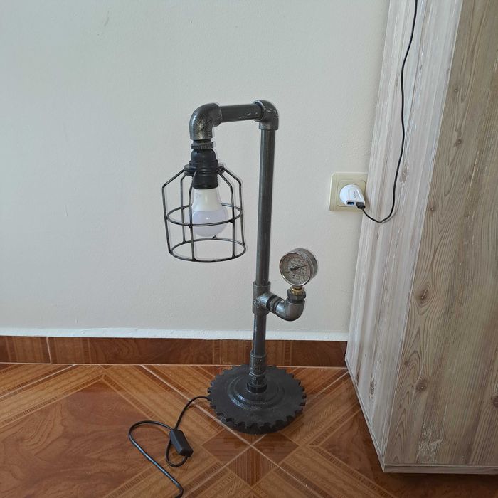 Дизайнерски лампи