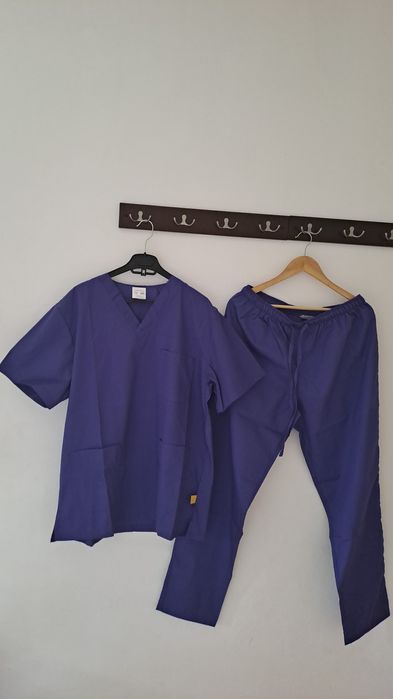 Uniforma medicala dama