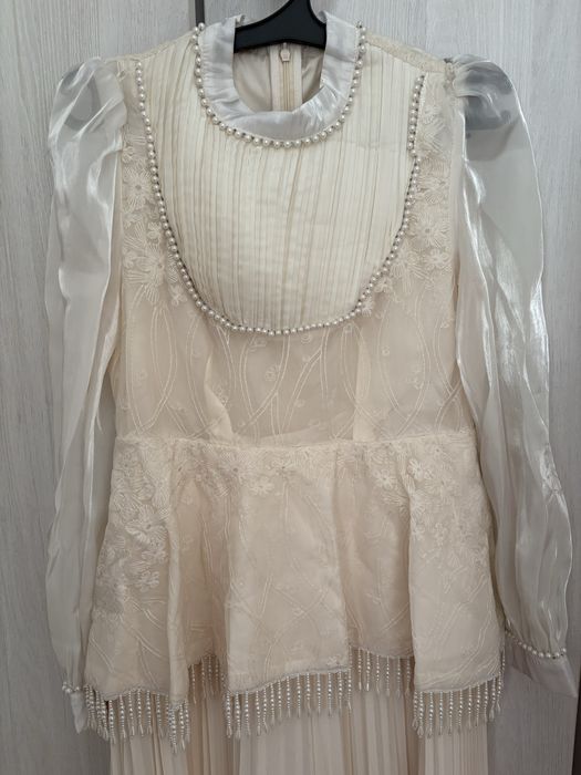 Белый платья вечерный