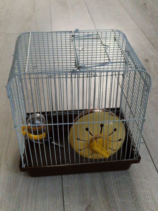 Продам клетку для хомяка хомячка