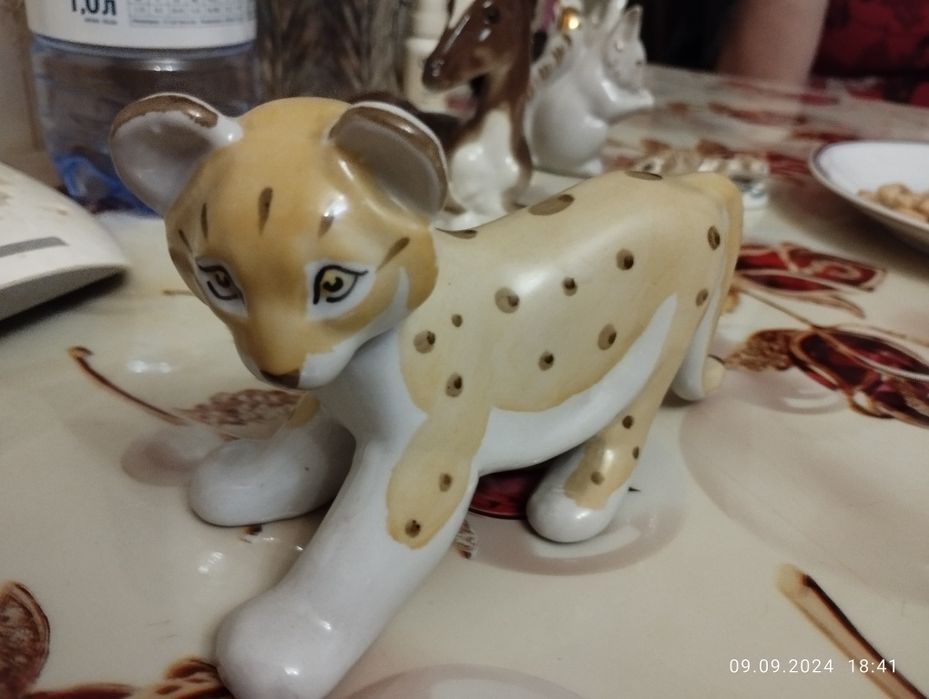 Статуэтки  "Тигр" ЛФЗ, Львёнок