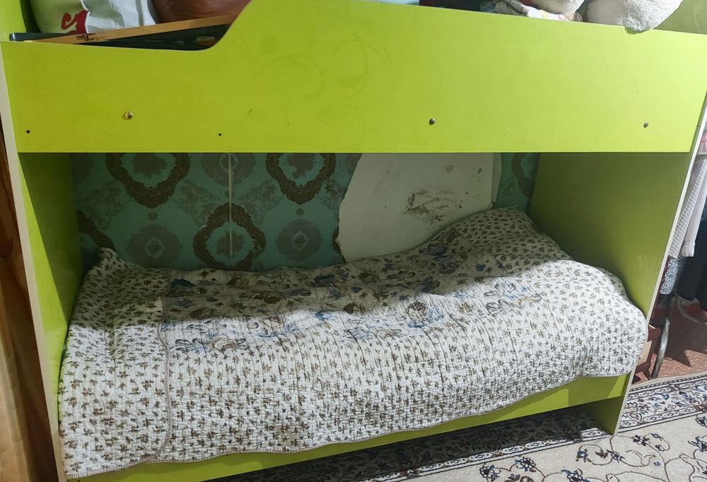 Детский гарнитур букв хорошем состоянии