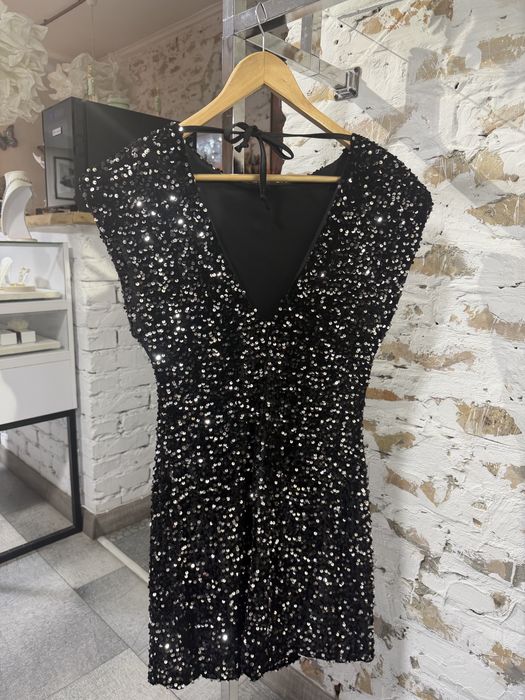 Платье в пайетки