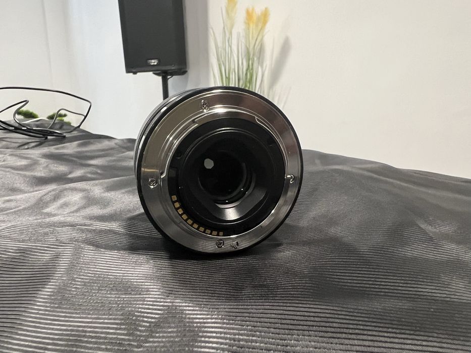 obiectiv 35 mm f1.8 sony e mount