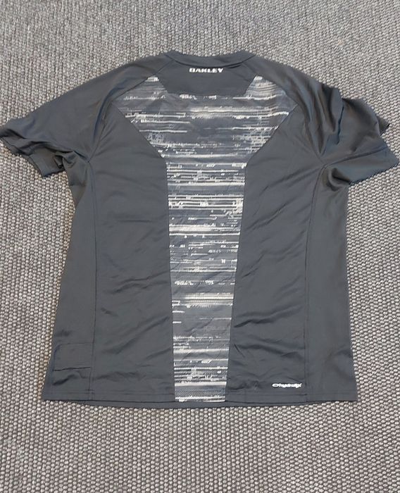Oakley тениска XL размер