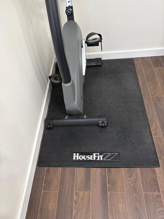 Велотренажер HouseFit