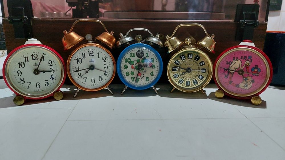 Ceas de masă Aradora Arad