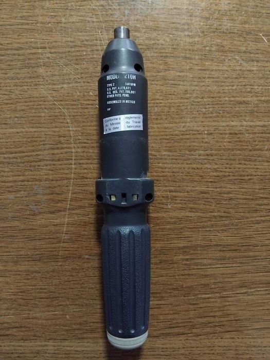 Електрическа отвертка Skil Super Twist с Li-Ion батерия + зарядно