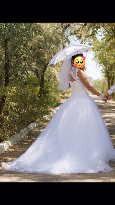 Продам шикарное свадебное платье