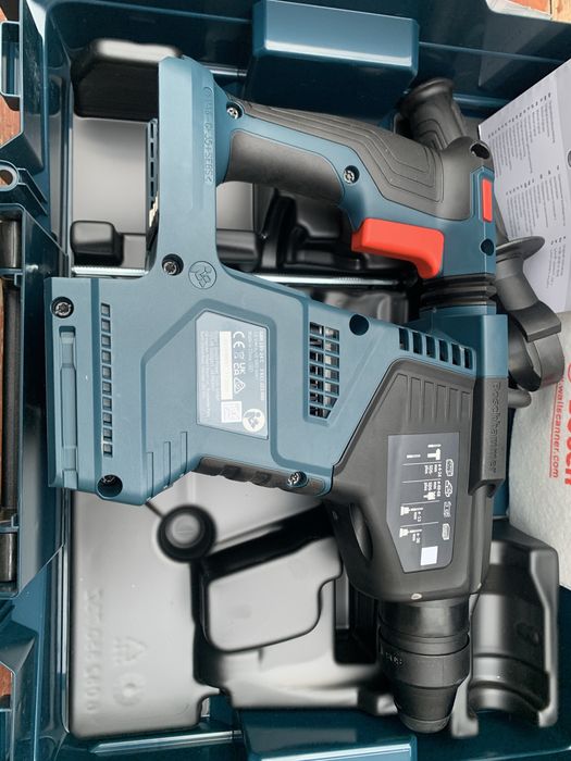 Bosch  GBH 18V-24 C/ безчетков перфоратор в куфар
