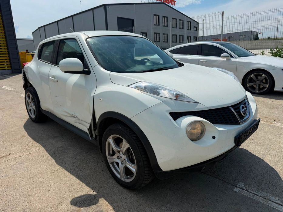 Dezmembrez Nissan Juke 2013 1.5 dci K9K 636 alba volan stanga
