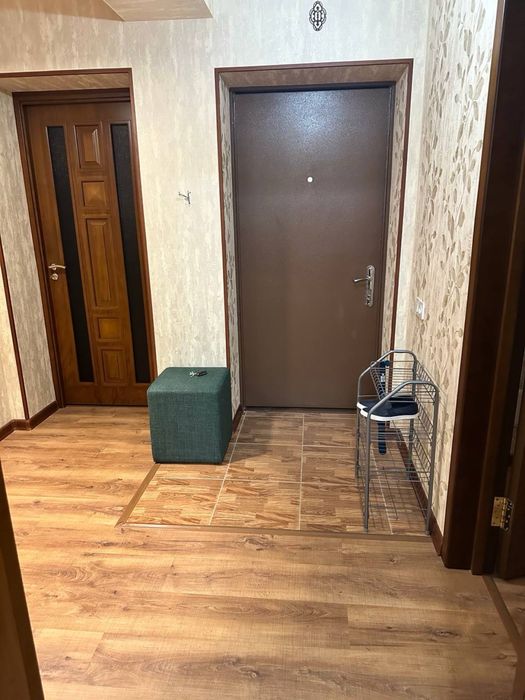 Сдается 4х комнатная квартира на ц1!!!