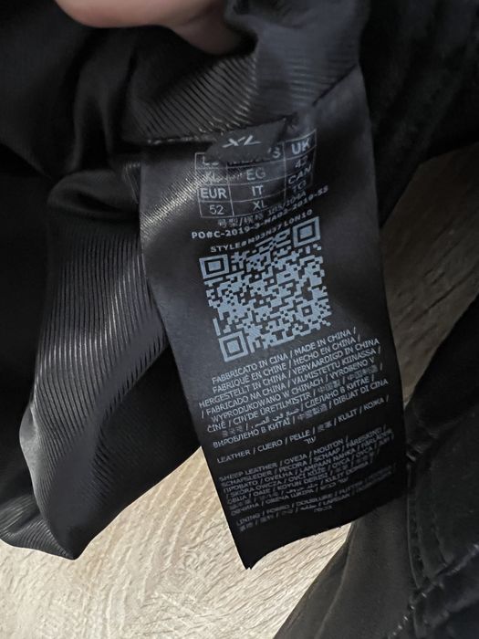 Vând geaca Guess 100% piele naturală