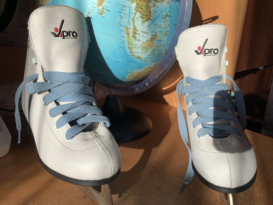 Фигурные коньки для девочек