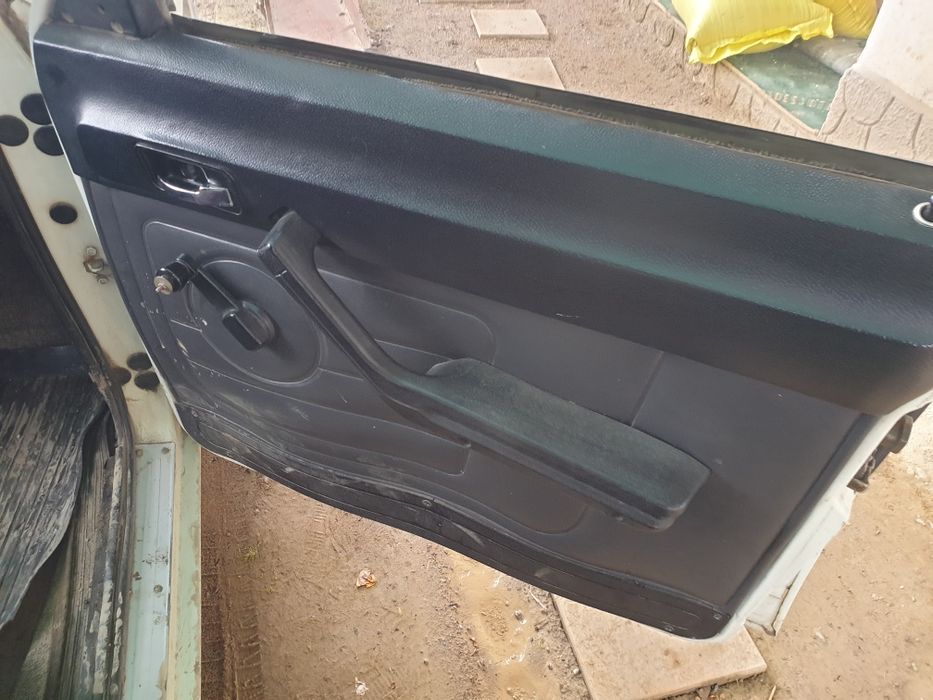 Gaz 3129 yil 1996 gazi 100 talik temir