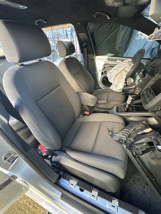 Scaune + bancheta Golf 5