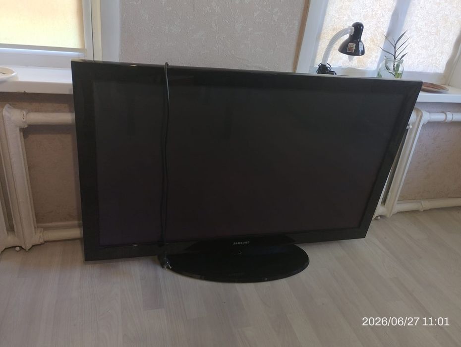 Продам хороший большой телевизор.