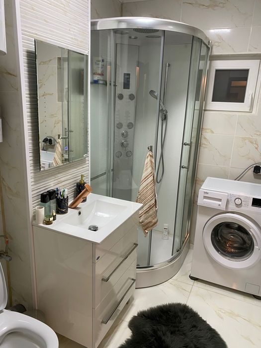 Apartament Semidecomandat RegimHotelier