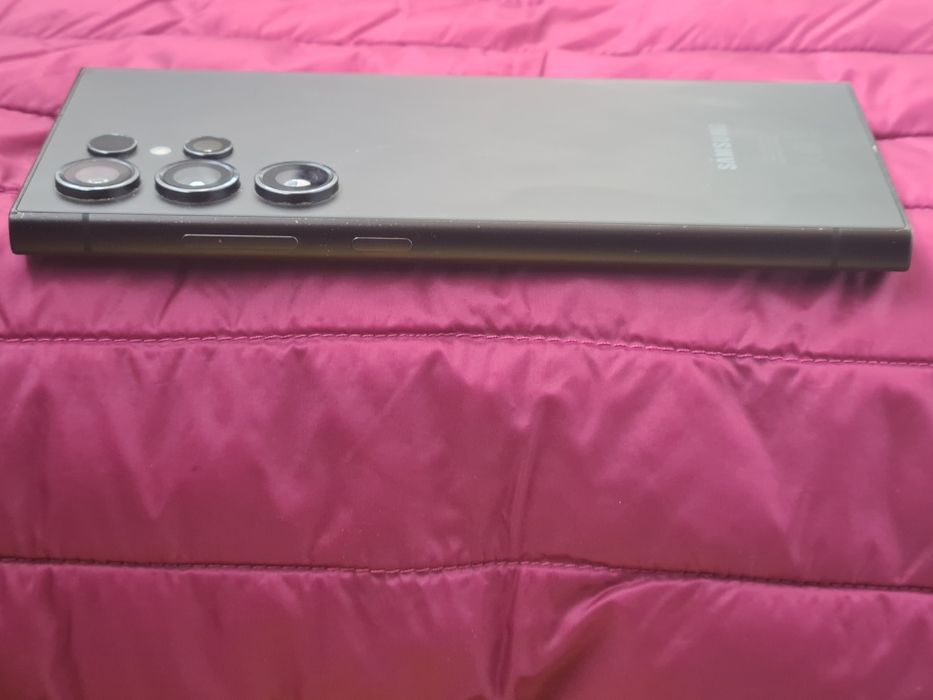 Samsung S24 Ultra  Titanium Black