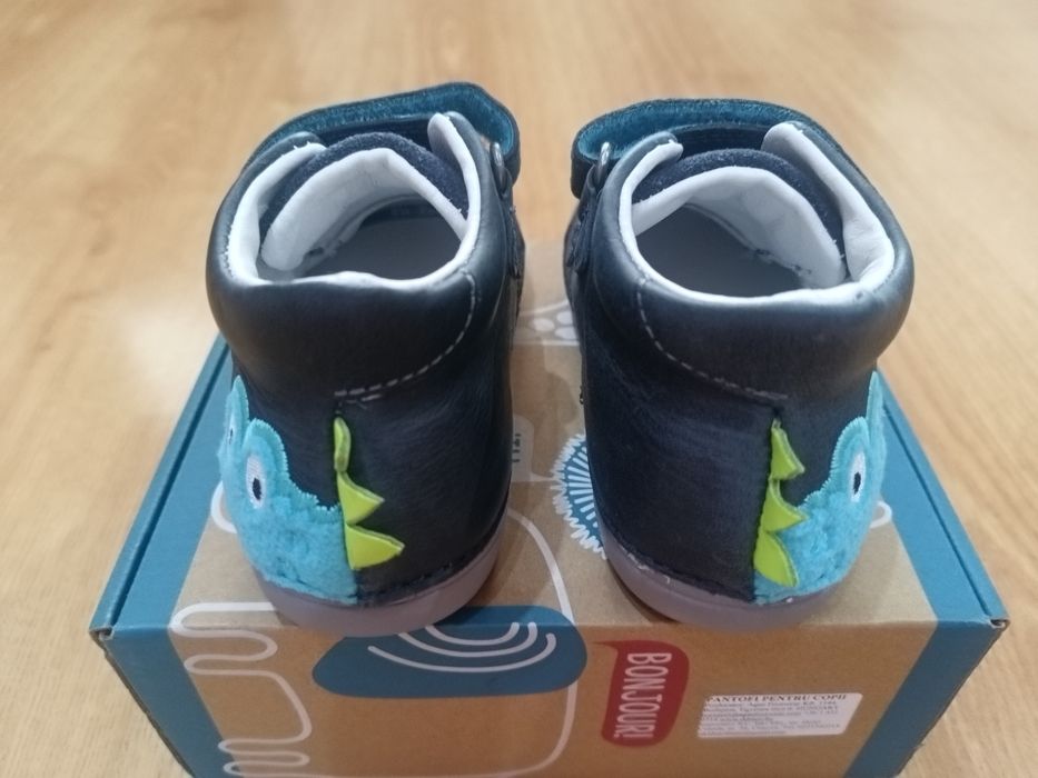 Нови боси обувки D.D.Step