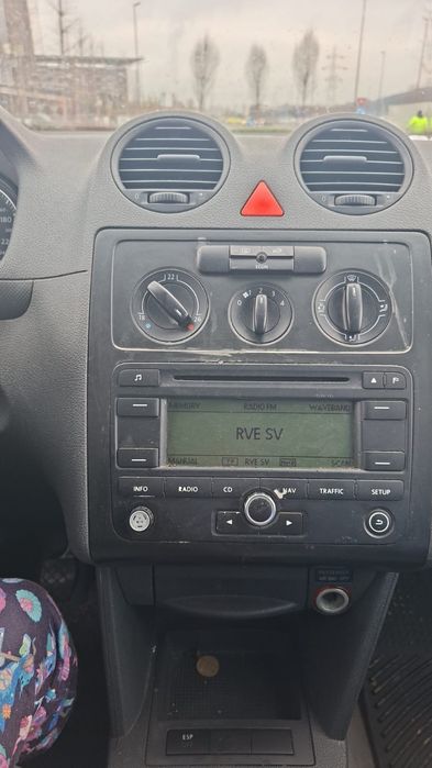 Vând caddy 16.benzina+GPL toate actele sunt la zi