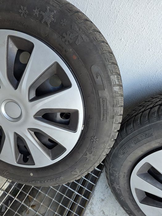 Зимни гуми  suv джип  215 65 17